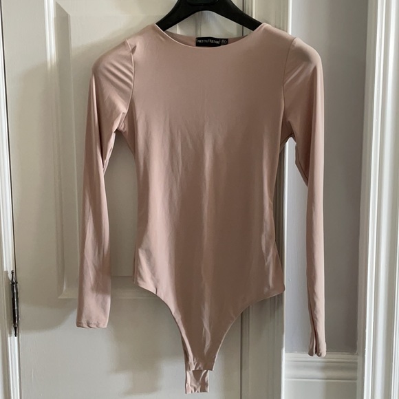 PrettyLittleThing Nude Bodysuit - Picture 3 of 4